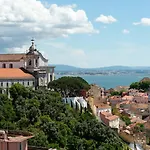 For 2 Just 250m From Largo Intendente