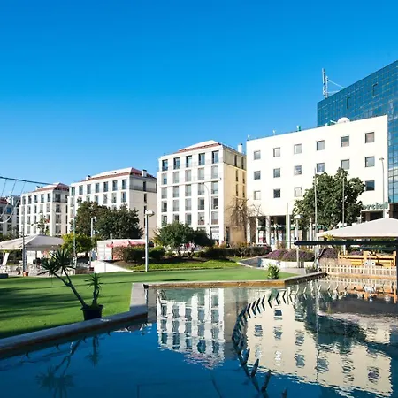 For 2 Just 250m From Largo Intendente * Lisboa